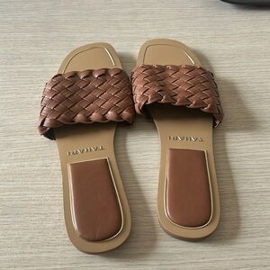 Tahari Melissa Crisscross Braided brown Slide